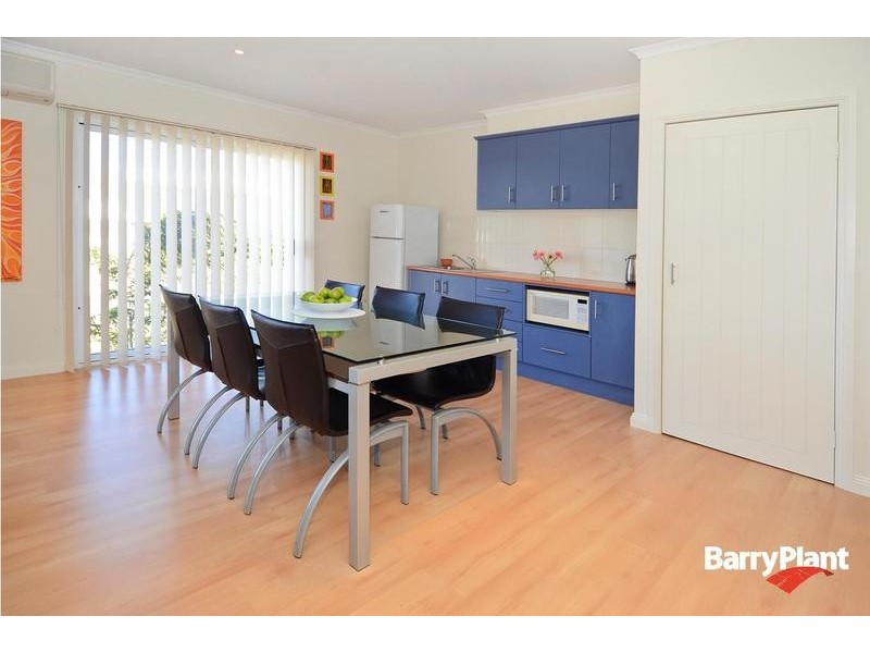16 Conside Crescent, Torquay VIC 3228