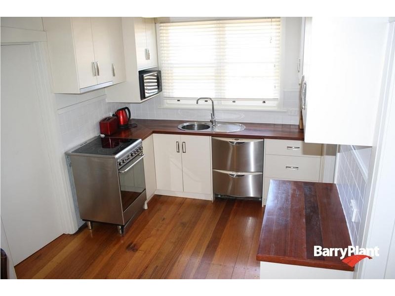 37 Price Street, Torquay VIC 3228