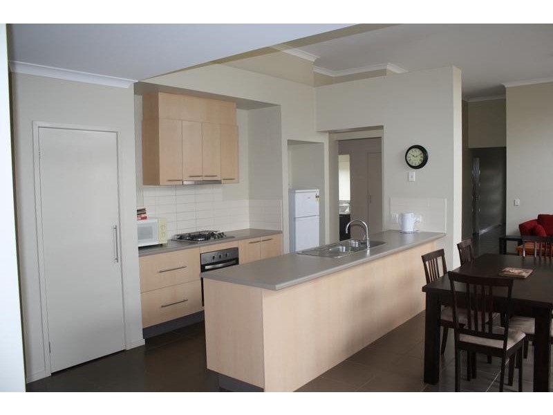 4 Rippleside Drive, Torquay VIC 3228