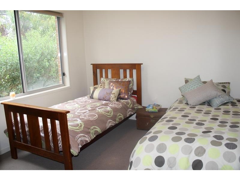 4 Rippleside Drive, Torquay VIC 3228