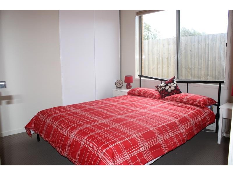 4 Rippleside Drive, Torquay VIC 3228