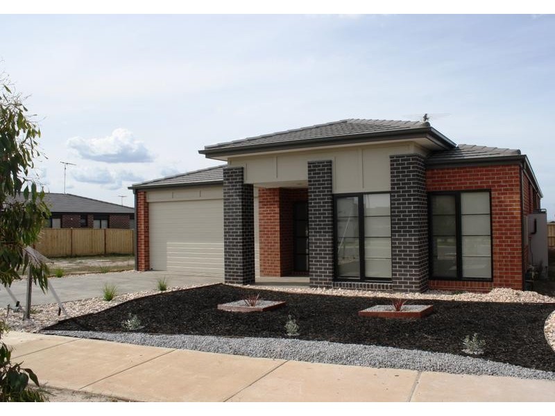16 Sunnymead Ave, Torquay VIC 3228