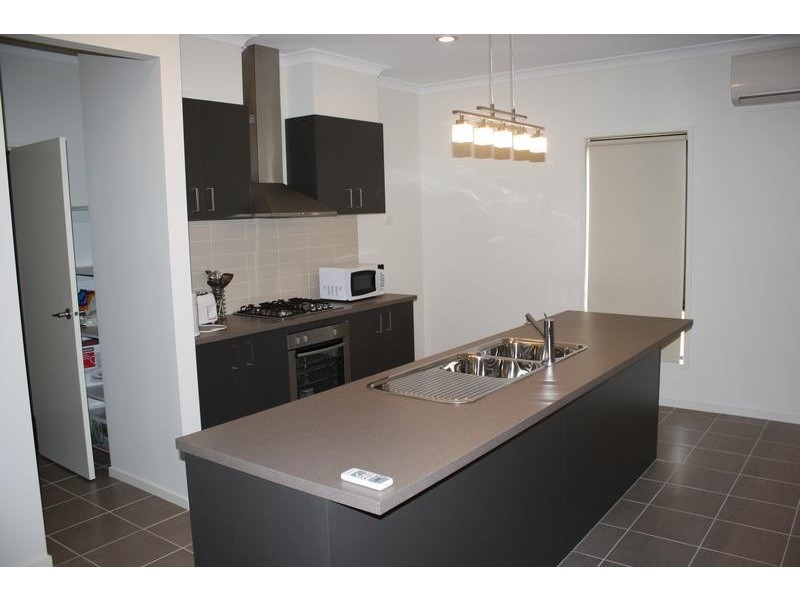 16 Sunnymead Ave, Torquay VIC 3228