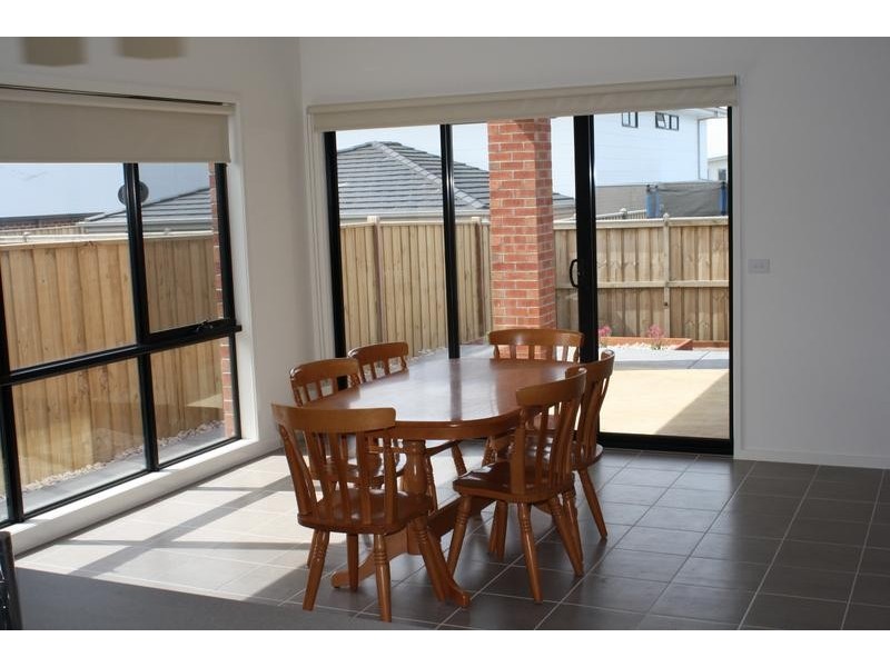 16 Sunnymead Ave, Torquay VIC 3228