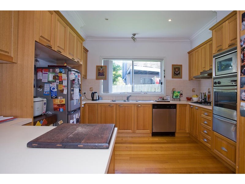 102 Fischer Street, Torquay VIC 3228