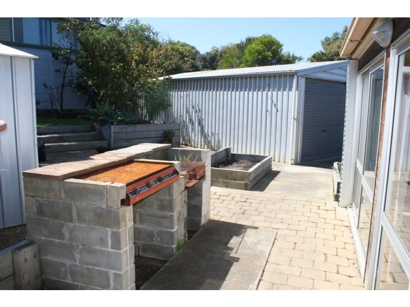 10 Sunningdale Ave, Jan Juc VIC 3228