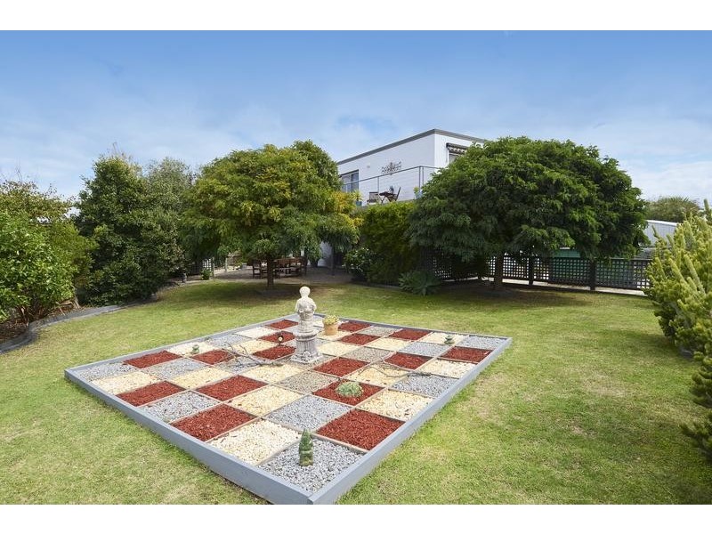23 Boscarne Avenue, Torquay VIC 3228