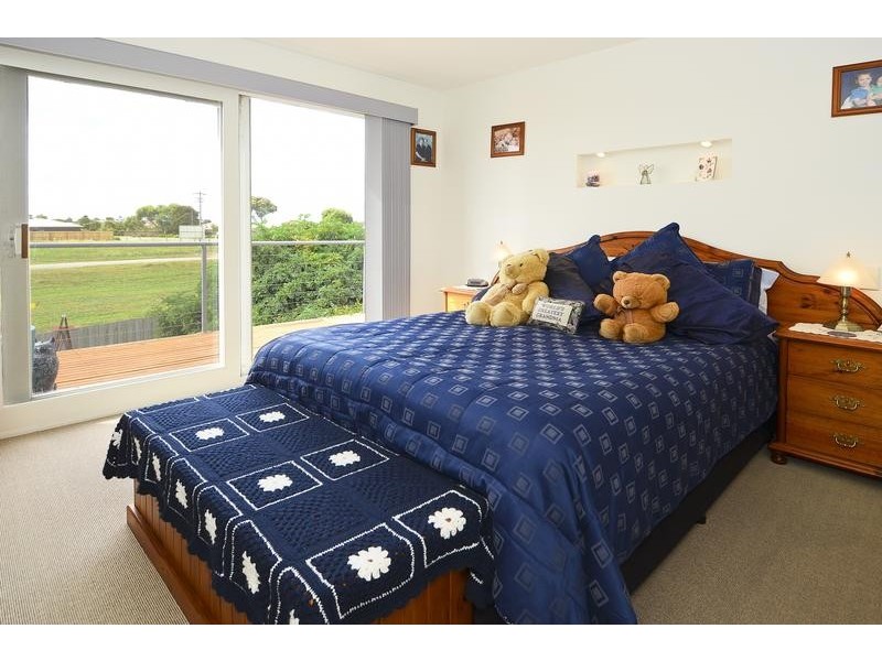 23 Boscarne Avenue, Torquay VIC 3228