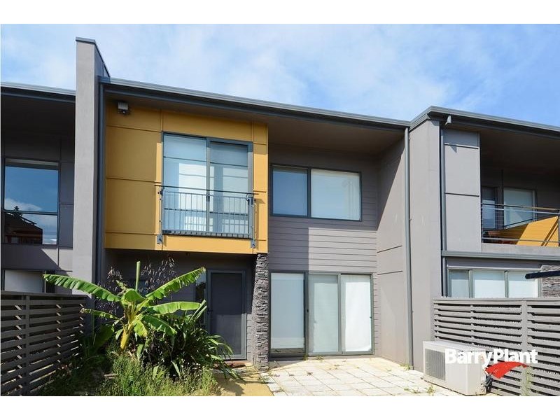 10 Shore Place, Torquay VIC 3228