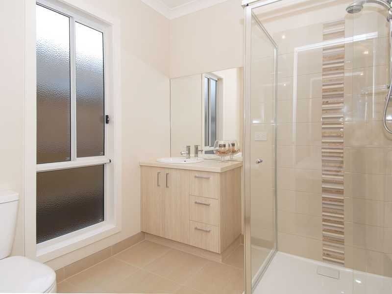 17 Point Close, Torquay VIC 3228