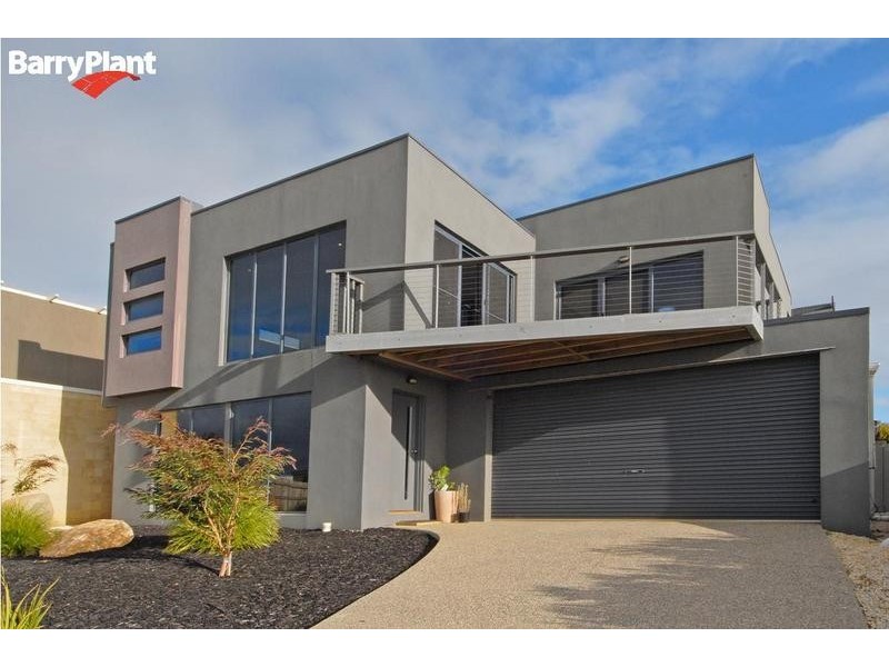 51 Ocean View Crescent, Torquay VIC 3228
