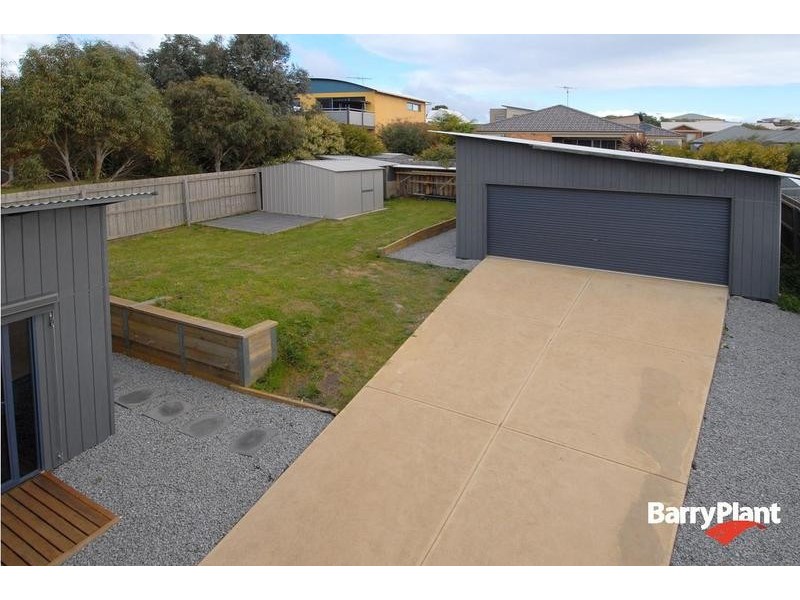 51 Ocean View Crescent, Torquay VIC 3228