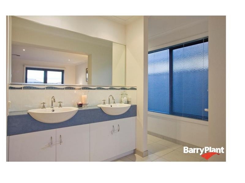 18 Seahaze Drive, Torquay VIC 3228