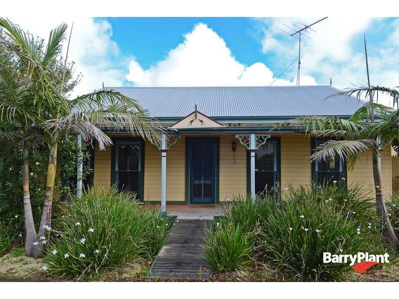 2/84 Beach Road, Torquay VIC 3228