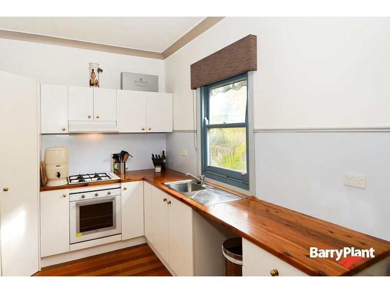 2/84 Beach Road, Torquay VIC 3228