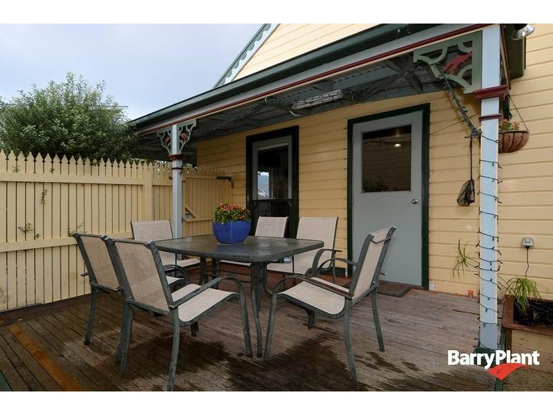 2/84 Beach Road, Torquay VIC 3228