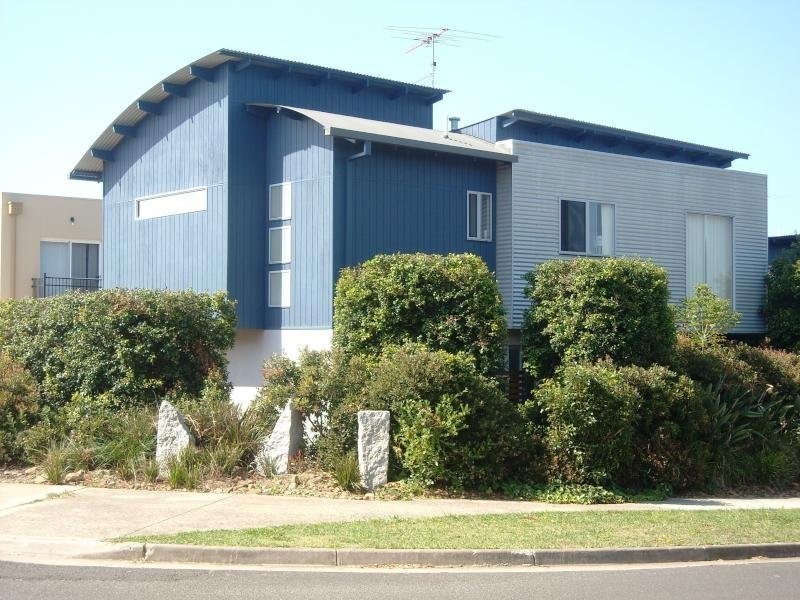 1/100 Fischer Street, Torquay VIC 3228