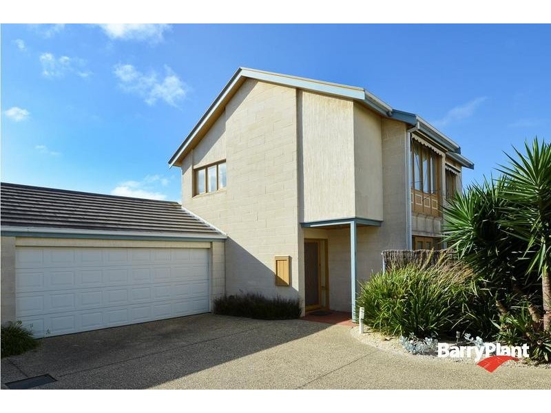 3/4-6 Cliff Street, Torquay VIC 3228