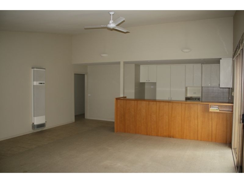 2/39 Spring Street, Torquay VIC 3228