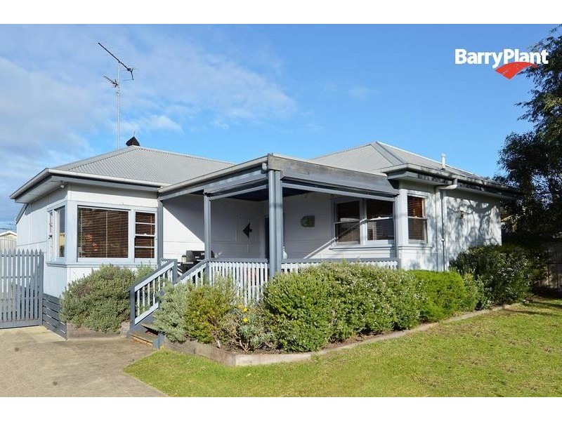 29 Central Ave, Torquay VIC 3228