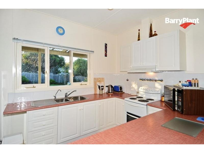 52 Beach Road, Torquay VIC 3228