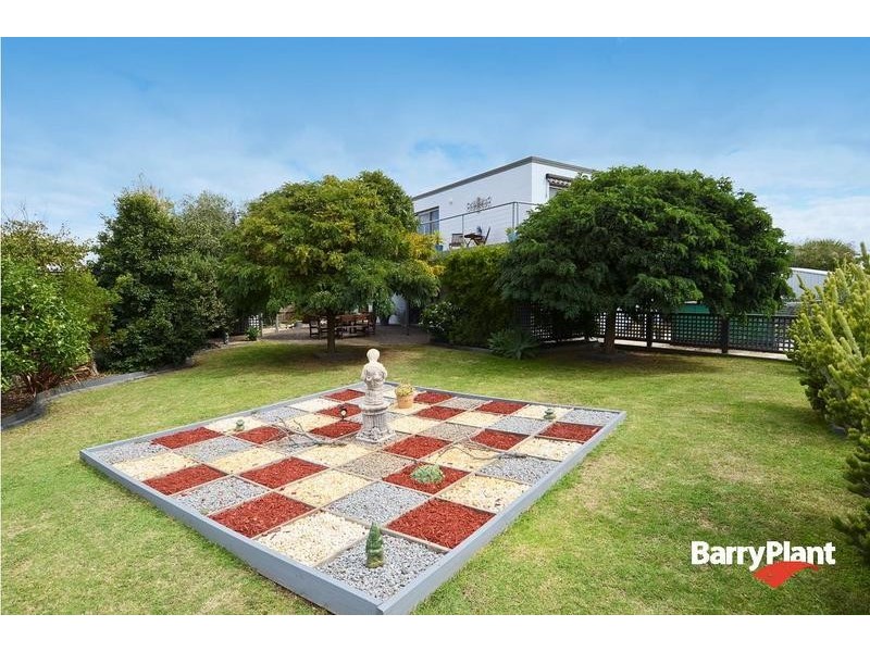 23 Boscarne Ave, Torquay VIC 3228