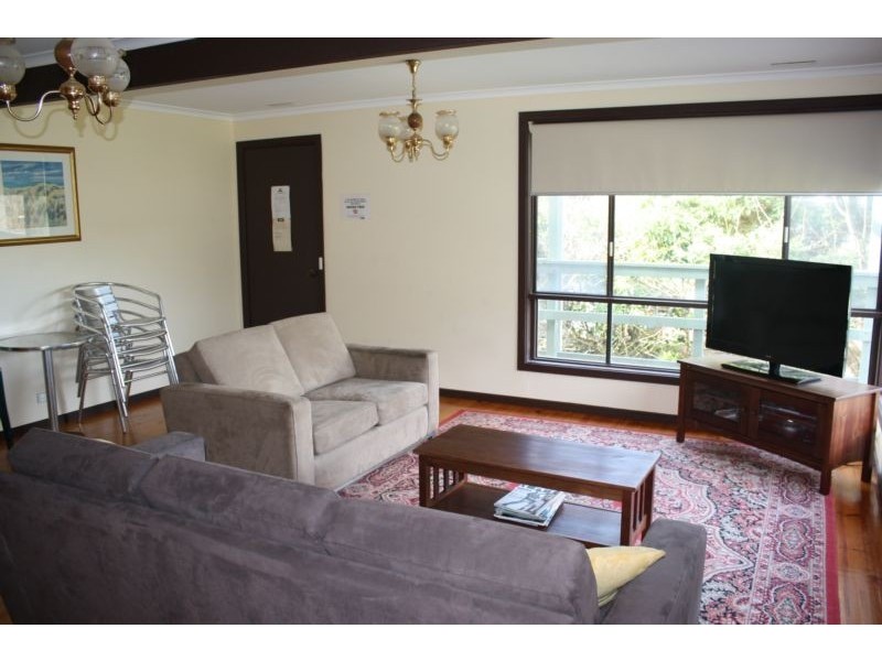 17 Inveray Ave, Jan Juc VIC 3228