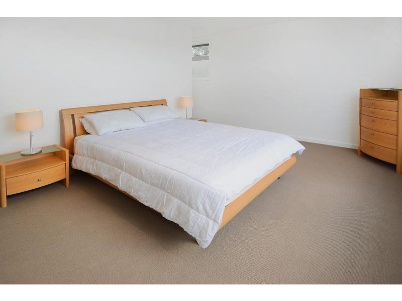 2/18A Spring Street, Torquay VIC 3228