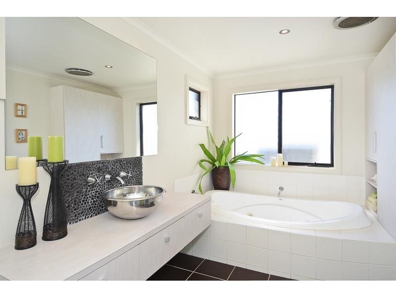 29 Spring Valley Drive, Torquay VIC 3228