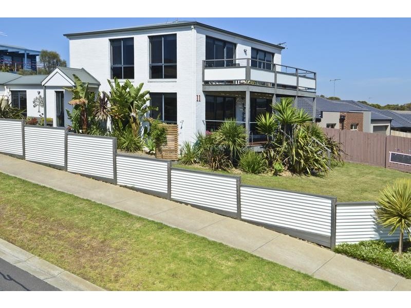 11 Casuarina Ave, Torquay VIC 3228