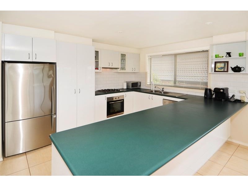 11 Casuarina Ave, Torquay VIC 3228