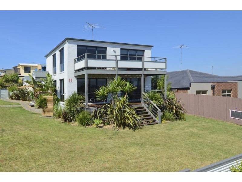 11 Casuarina Ave, Torquay VIC 3228