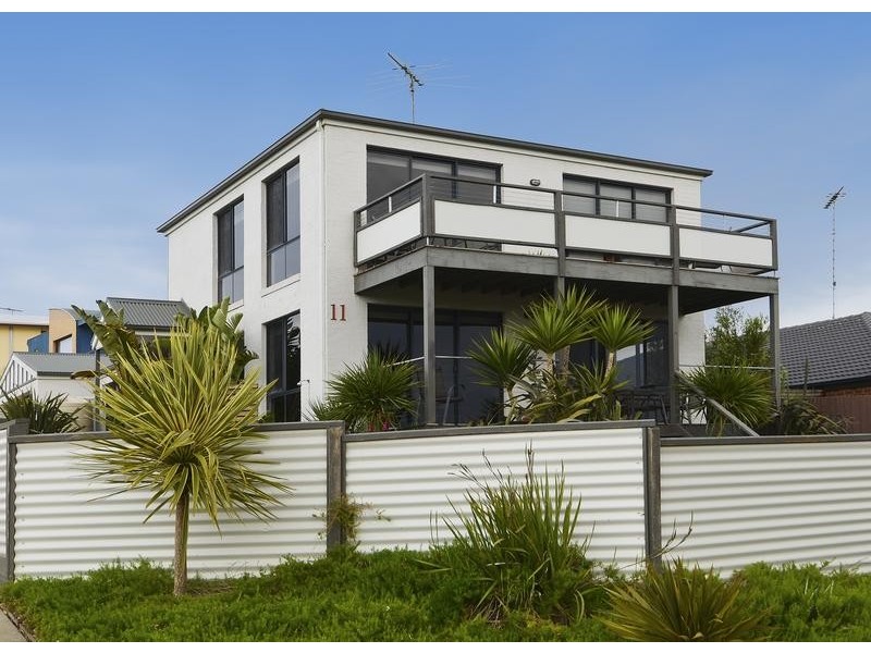 11 Casuarina Ave, Torquay VIC 3228