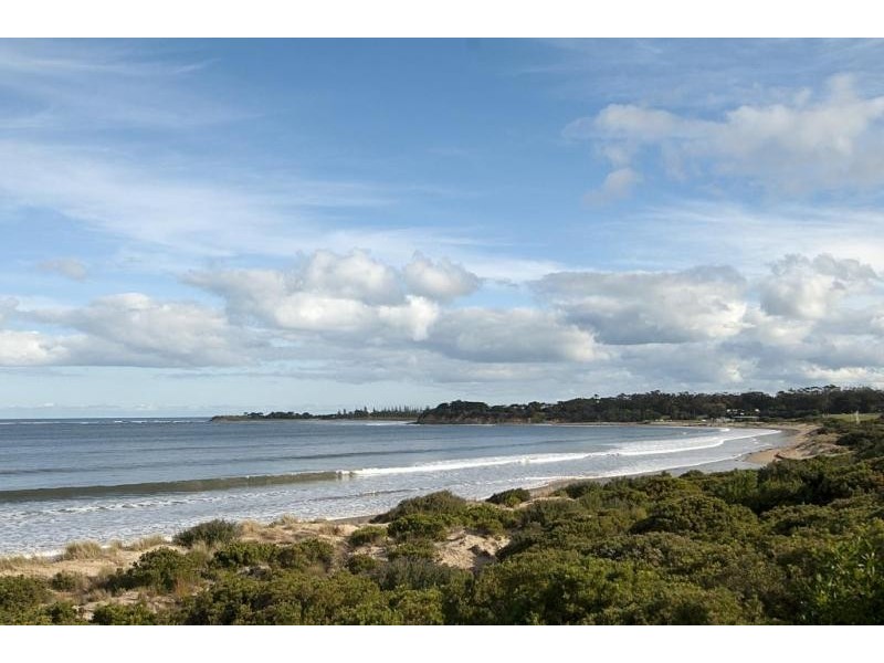 3 – 5 Loch Ard Drive, Torquay VIC 3228