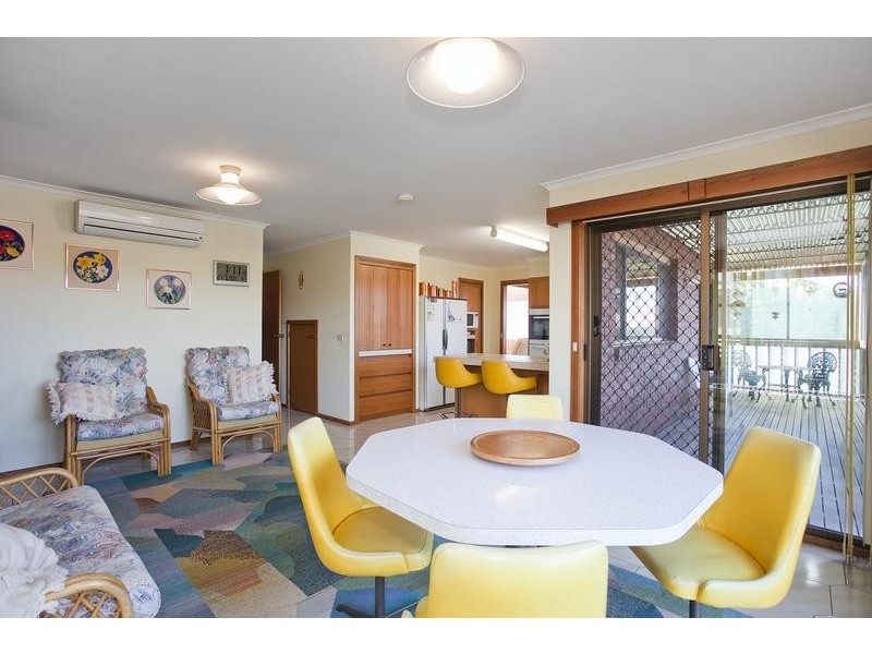 86 Fischer Street, Torquay VIC 3228