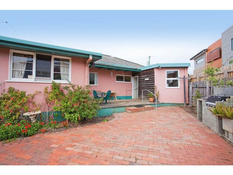 42 Bristol Road, Torquay VIC 3228