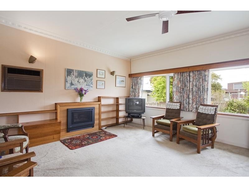 42 Bristol Road, Torquay VIC 3228