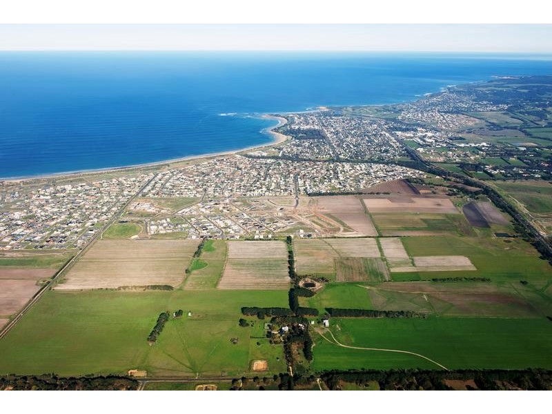 13 Sunnymead Avenue, Torquay VIC 3228