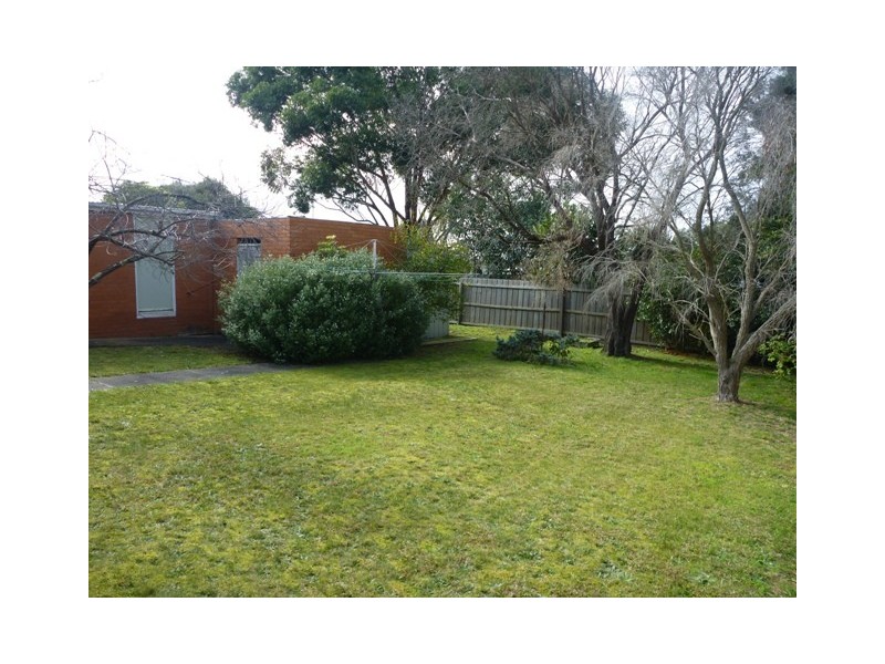 12 Follet Street, Torquay VIC 3228