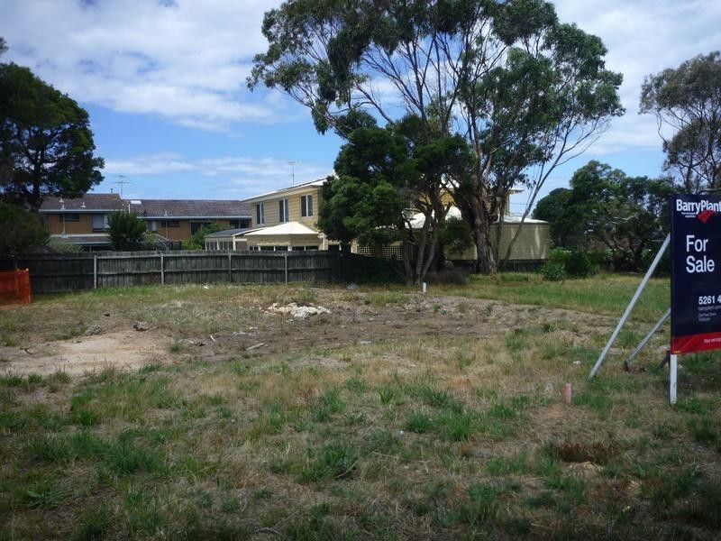 4 Anderson Street, Torquay VIC 3228