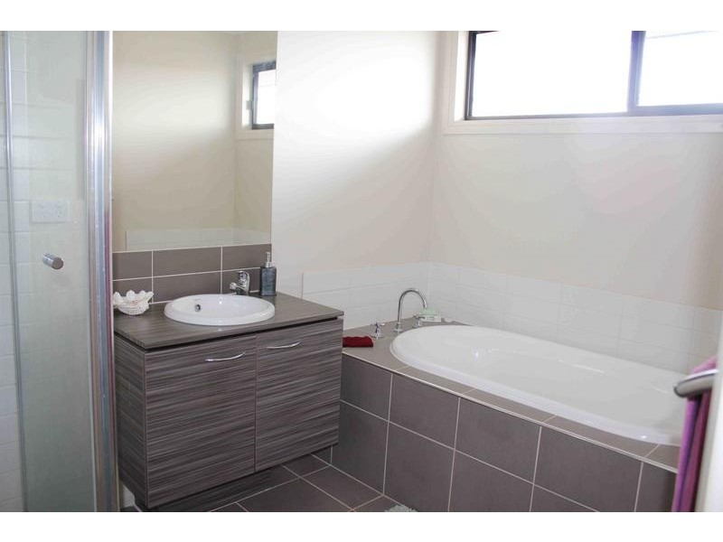 68 Centreside Drive, Torquay VIC 3228
