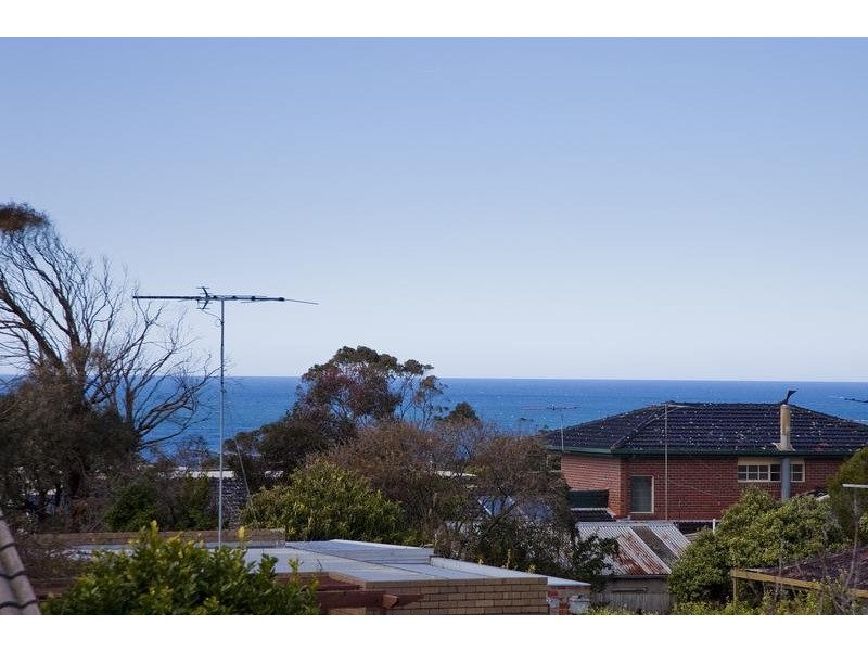 11 Gogoll Crescent, Torquay VIC 3228