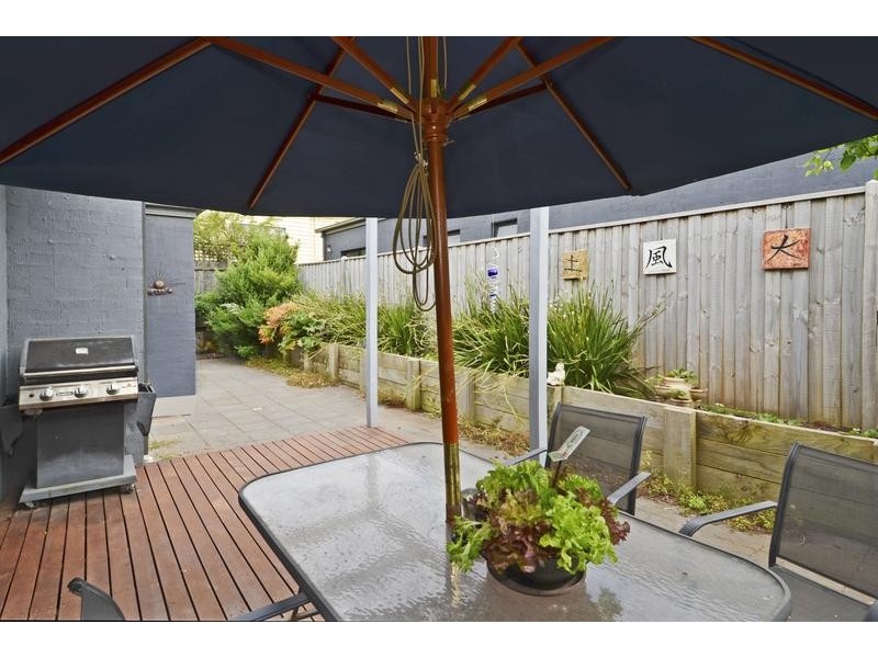 2/29 Spring Street, Torquay VIC 3228