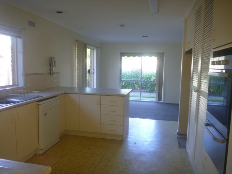 25 Sarabande Cres, Torquay VIC 3228