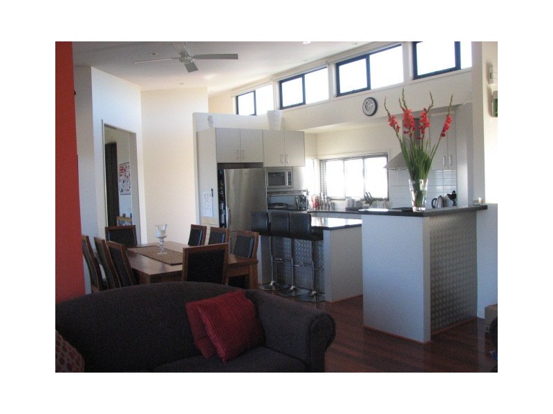 73 Alleyne Ave, Torquay VIC 3228