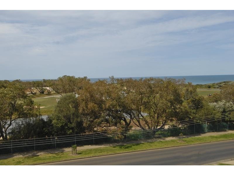 3/12 Hoylake Ave, Jan Juc VIC 3228