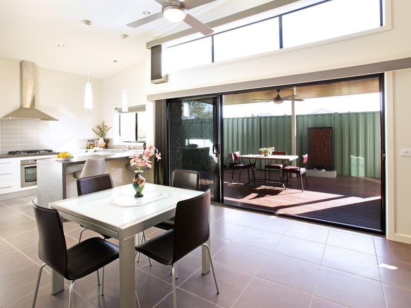 2/11 Mowat Street, Geelong West VIC 3218