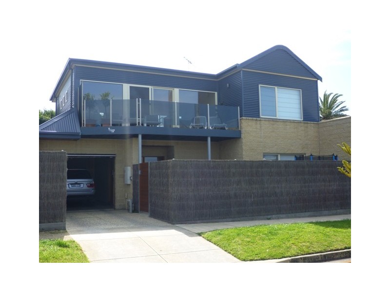 1/17 The Esplanade, Torquay VIC 3228