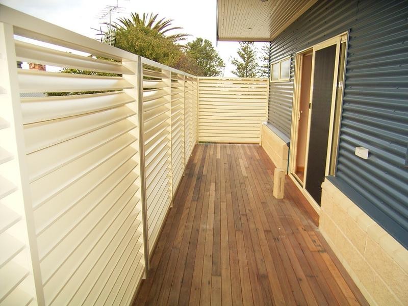 1/17 The Esplanade, Torquay VIC 3228