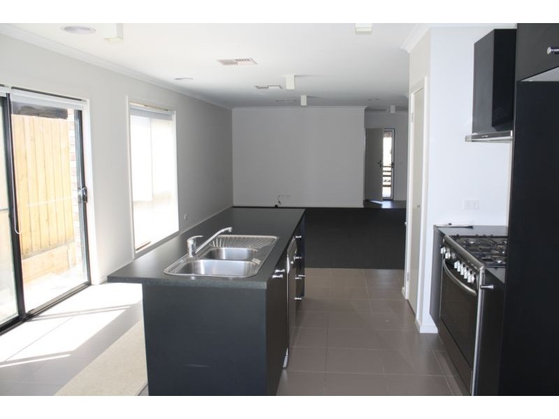 30 Eton Road, Torquay VIC 3228